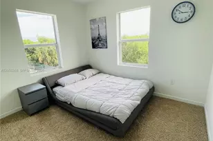 916 SE 19th St, Homestead, FL 33034 - Photo 13