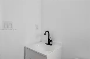 2464 SW 22nd St, Miami, FL 33145 - Photo 9