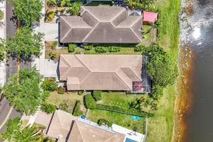 268 Conservation Dr, Weston, FL 33327 - Photo 37