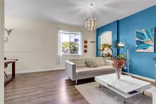 268 Conservation Dr, Weston, FL 33327 - Photo 7