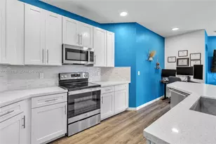 268 Conservation Dr, Weston, FL 33327 - Photo 9