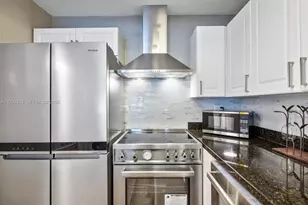 2301 Collins Ave, Miami Beach, FL 33139 - Photo 15