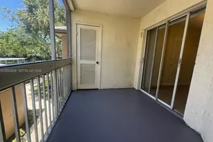 9833 Westview Dr, Coral Springs, FL 33076 - Photo 15