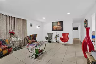 2650 W 8th Ave, Hialeah, FL 33010 - Photo 21