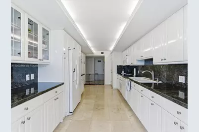 600 Grapetree Dr #10BN, Key Biscayne, FL 33149 - Photo 27
