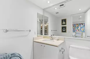 600 Grapetree Dr, Key Biscayne, FL 33149 - Photo 43