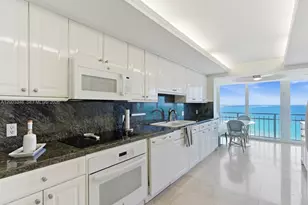 600 Grapetree Dr, Key Biscayne, FL 33149 - Photo 29