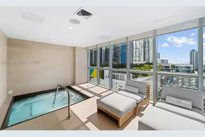 900 Biscayne Blvd #4201, Miami, FL 33132 - Photo 17