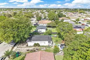 10601 SW 172nd St, Miami, FL 33157 - Photo 9