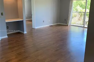 600 N Crestwood Ct N, Royal Palm Beach, FL 33411 - Photo 5