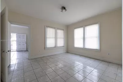 311 SW 10th Ave, Miami, FL 33130 - Photo 11