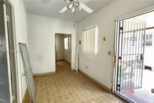 311 SW 10th Ave, Miami, FL 33130 - Photo 21