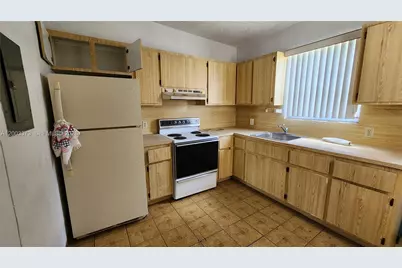 311 SW 10th Ave, Miami, FL 33130 - Photo 27