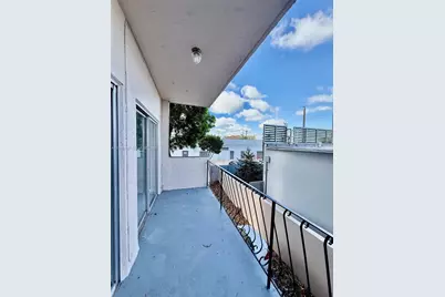1950 W 54th St #115, Hialeah, FL 33012 - Photo 21