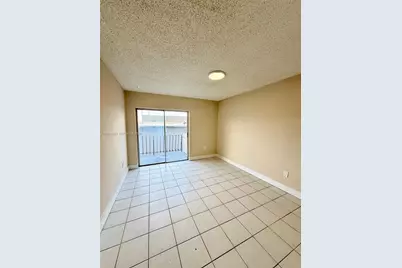 1950 W 54th St #115, Hialeah, FL 33012 - Photo 17