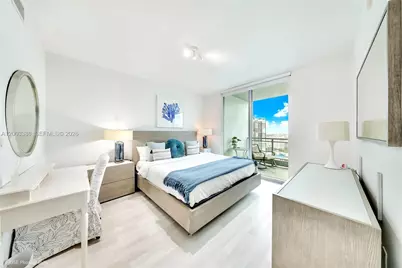 90 SW 3rd St #3109, Miami, FL 33130 - Photo 1