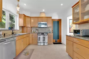 1524 Siena Ave, Coral Gables, FL 33146 - Photo 9