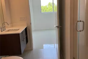 7751 NW 107th Ave, Doral, FL 33178 - Photo 17