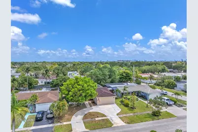 1911 N 53rd Ave, Hollywood, FL 33021 - Photo 25