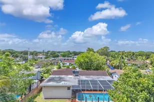 1911 N 53rd Ave, Hollywood, FL 33021 - Photo 31