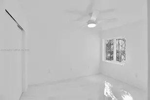 21032 NE 32nd Ave, Aventura, FL 33180 - Photo 11