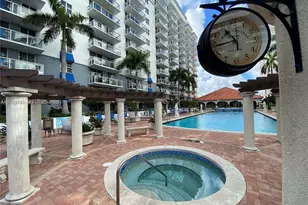 5077 NW 7th St, Miami, FL 33126 - Photo 5