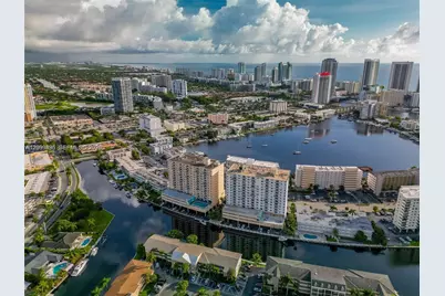 437 Golden Isles Dr #4J, Hallandale Beach, FL 33009 - Photo 5