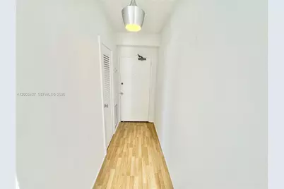 1430 Brickell Bay Dr #1103, Miami, FL 33131 - Photo 5