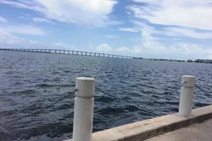 1430 Brickell Bay Dr, Miami, FL 33131 - Photo 21