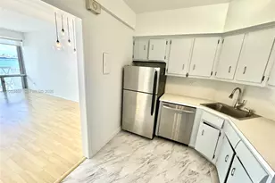 1430 Brickell Bay Dr, Miami, FL 33131 - Photo 9
