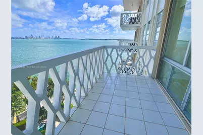 1430 Brickell Bay Dr #1103, Miami, FL 33131 - Photo 3