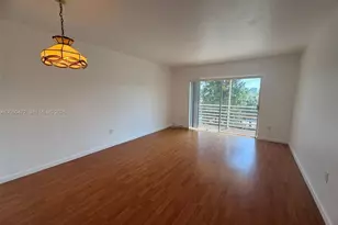 20200 NE 27th Ct, Aventura, FL 33180 - Photo 5