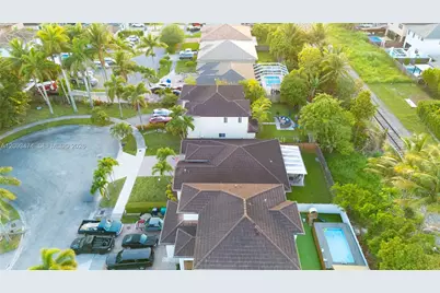15893 SW 138th Ter, Miami, FL 33196 - Photo 41