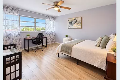 215 SE 3rd Ave #306C, Hallandale Beach, FL 33009 - Photo 7