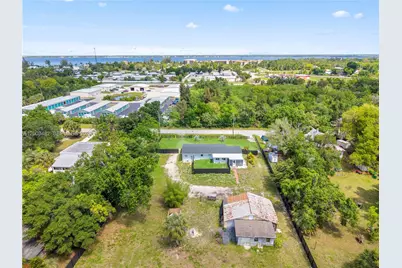 1507 Lavilla Rd, Other City - In The State Of Florida, FL 33950 - Photo 33