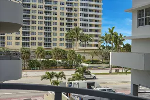 5555 Collins Ave, Miami Beach, FL 33140 - Photo 19
