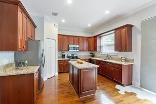 1131 W Magnolia Cir, Delray Beach, FL 33445 - Photo 7