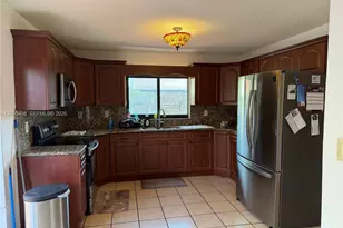 6010 NW 201st Ln, Hialeah, FL 33015 - Photo 11