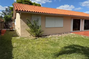 6010 NW 201st Ln, Hialeah, FL 33015 - Photo 39