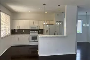1146 Areca Way, Weston, FL 33327 - Photo 5