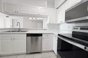 17100 N Bay Rd, Sunny Isles Beach, FL 33160 - Photo 15