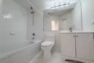 17100 N Bay Rd, Sunny Isles Beach, FL 33160 - Photo 33