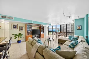 6423 Collins Ave, Miami Beach, FL 33141 - Photo 3