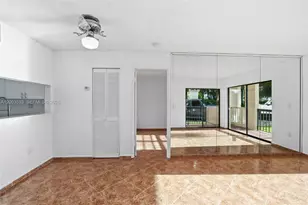 995 SW 84th Ave, Miami, FL 33144 - Photo 13