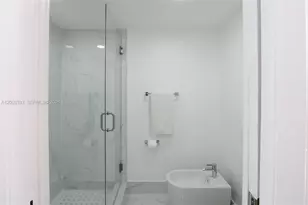 995 SW 84th Ave, Miami, FL 33144 - Photo 19