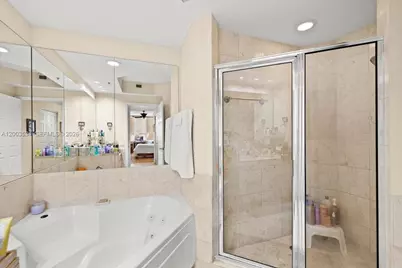 808 Brickell Key Dr #1205, Miami, FL 33131 - Photo 19