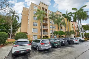 19701 E Country Club Dr, Aventura, FL 33180 - Photo 35