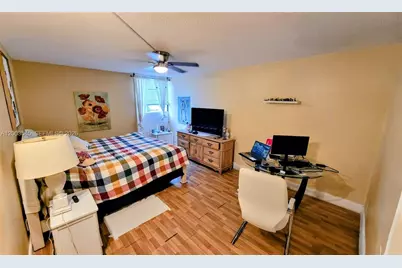 3101 N Country Club Dr #101, Aventura, FL 33180 - Photo 5