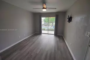 2668 Kings Lake, Naples, FL 34112 - Photo 19