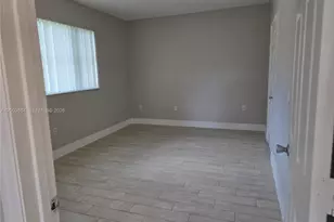 2492 Centergate Dr, Miramar, FL 33025 - Photo 15